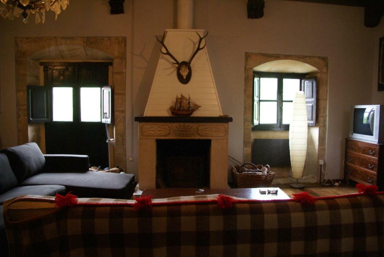 Villa Palacio Rural De Inguanzo De Cabrales Extérieur photo